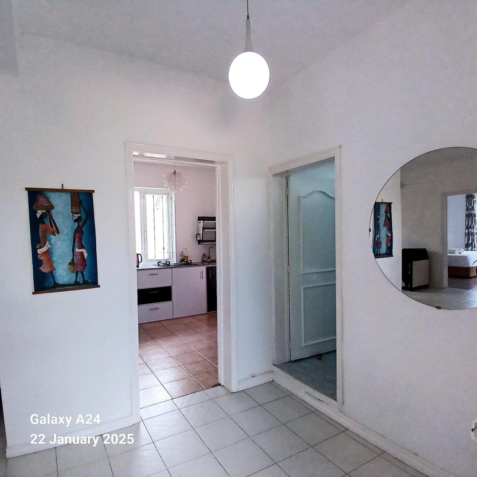 The Coral House Apartment Riviere Noire Exterior photo