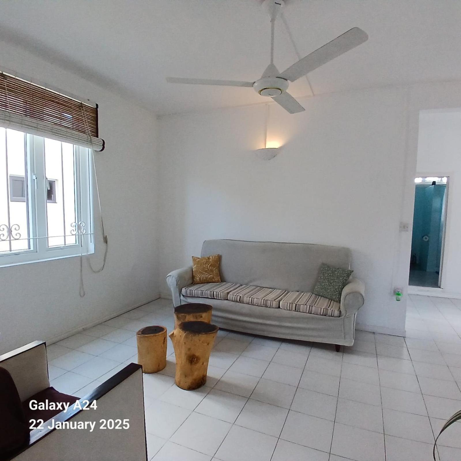 The Coral House Apartment Riviere Noire Exterior photo