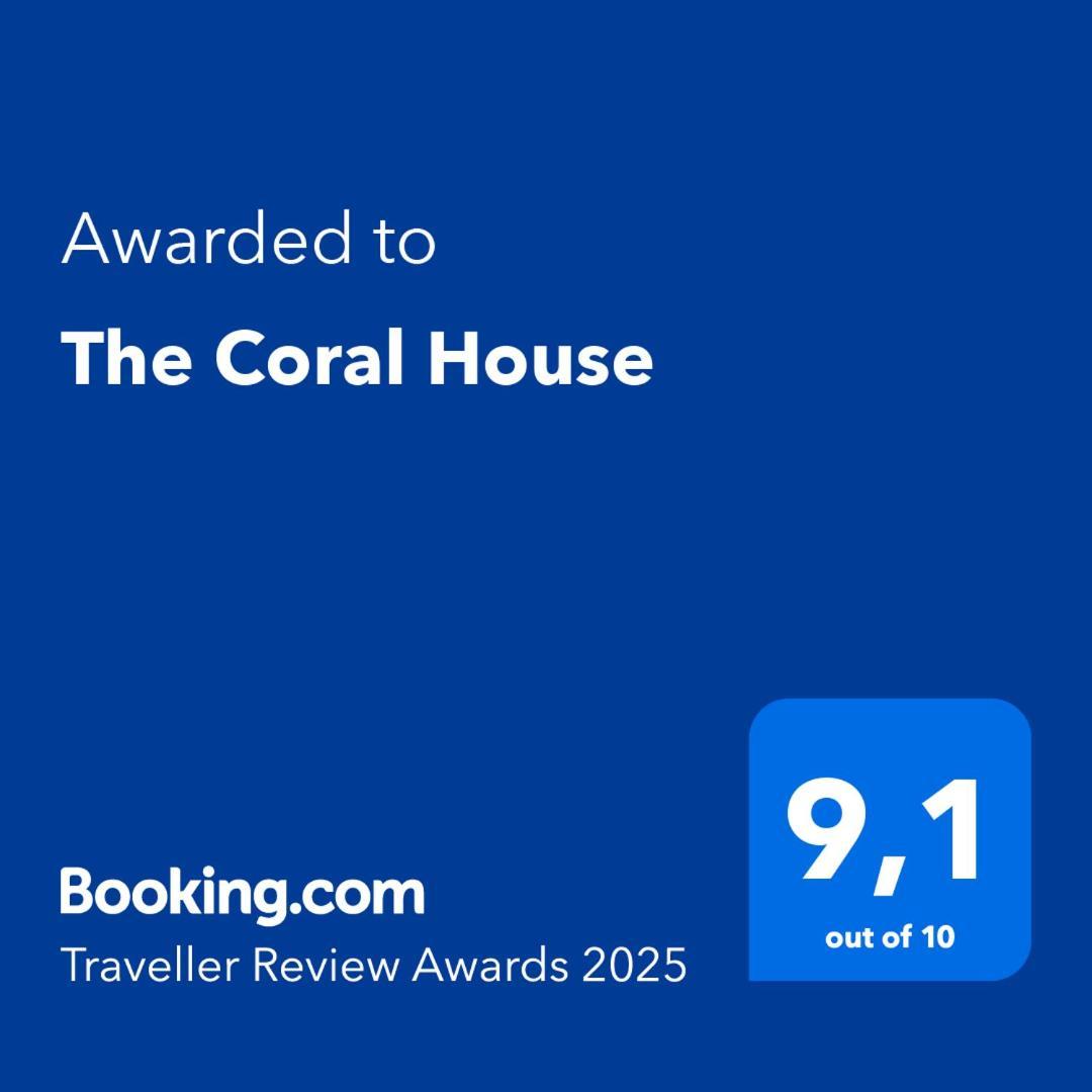 The Coral House Apartment Riviere Noire Exterior photo